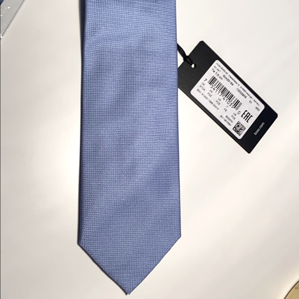 Hugo Boss tie